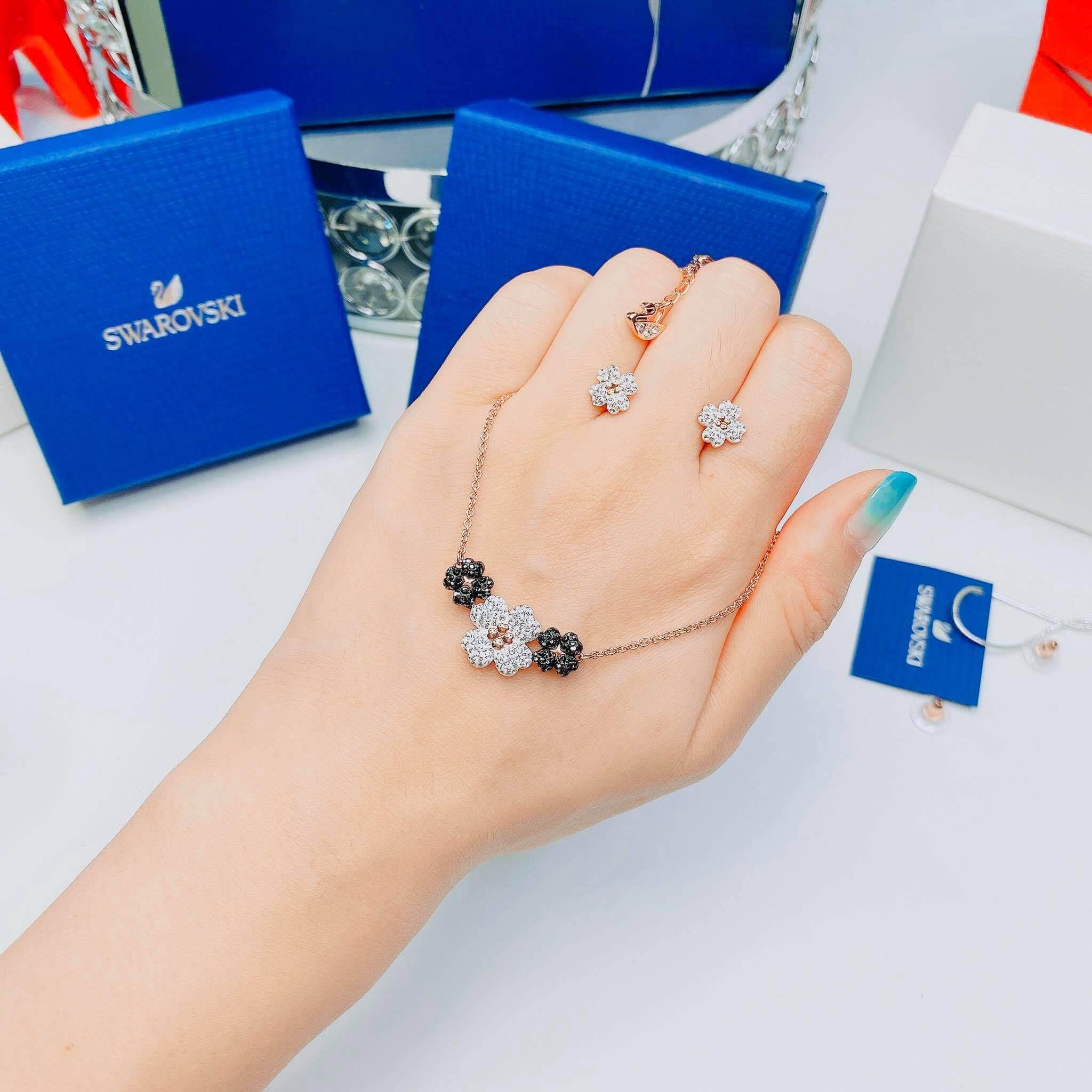 20210921_095130_swarovski-5520946-3.jpeg