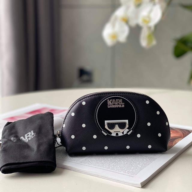 Ví cầm tay clutch Karl Lagerfeld 208W3201 A999