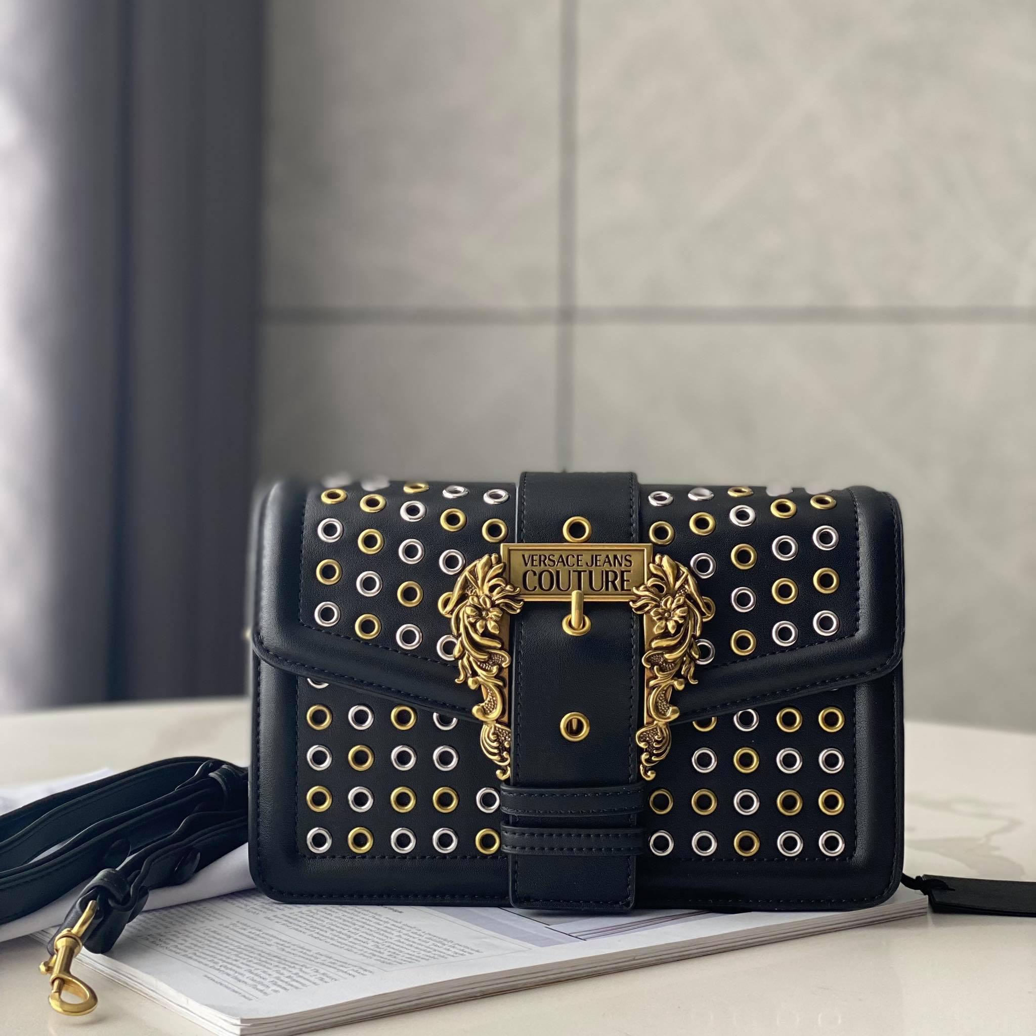 20211001_135804_versace-e1vwabf171878899.jpeg
