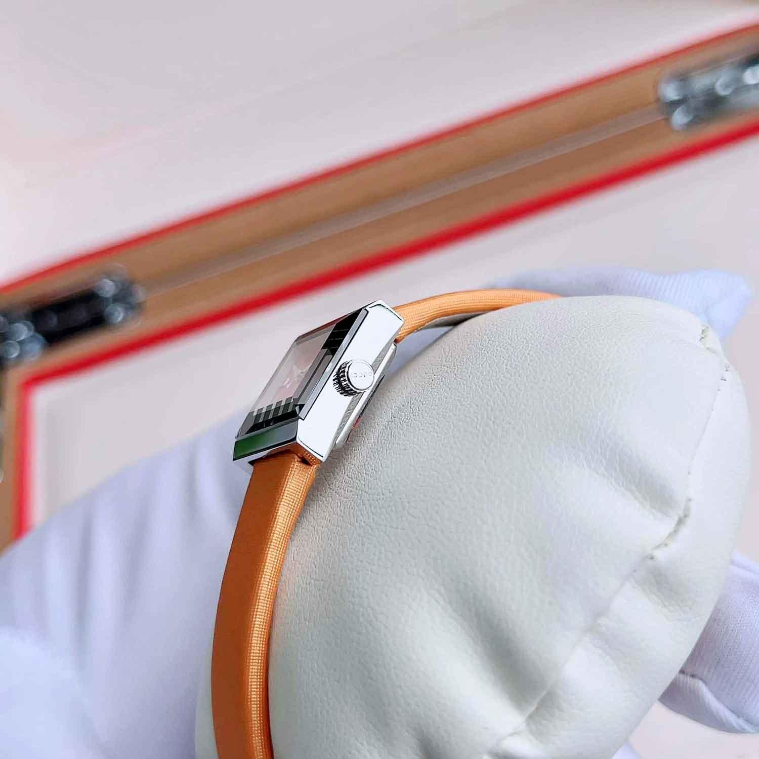 Gucci G-Frame YA128532 (6).jpg