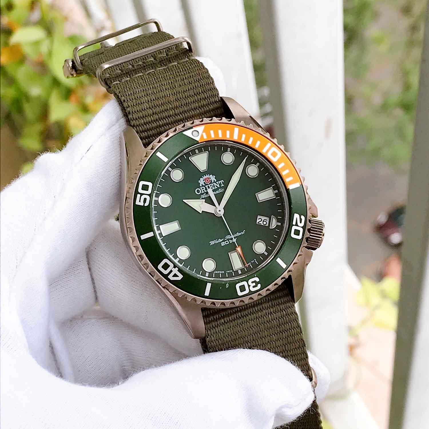 Orient RA-AC0K04E10B used (9).jpg