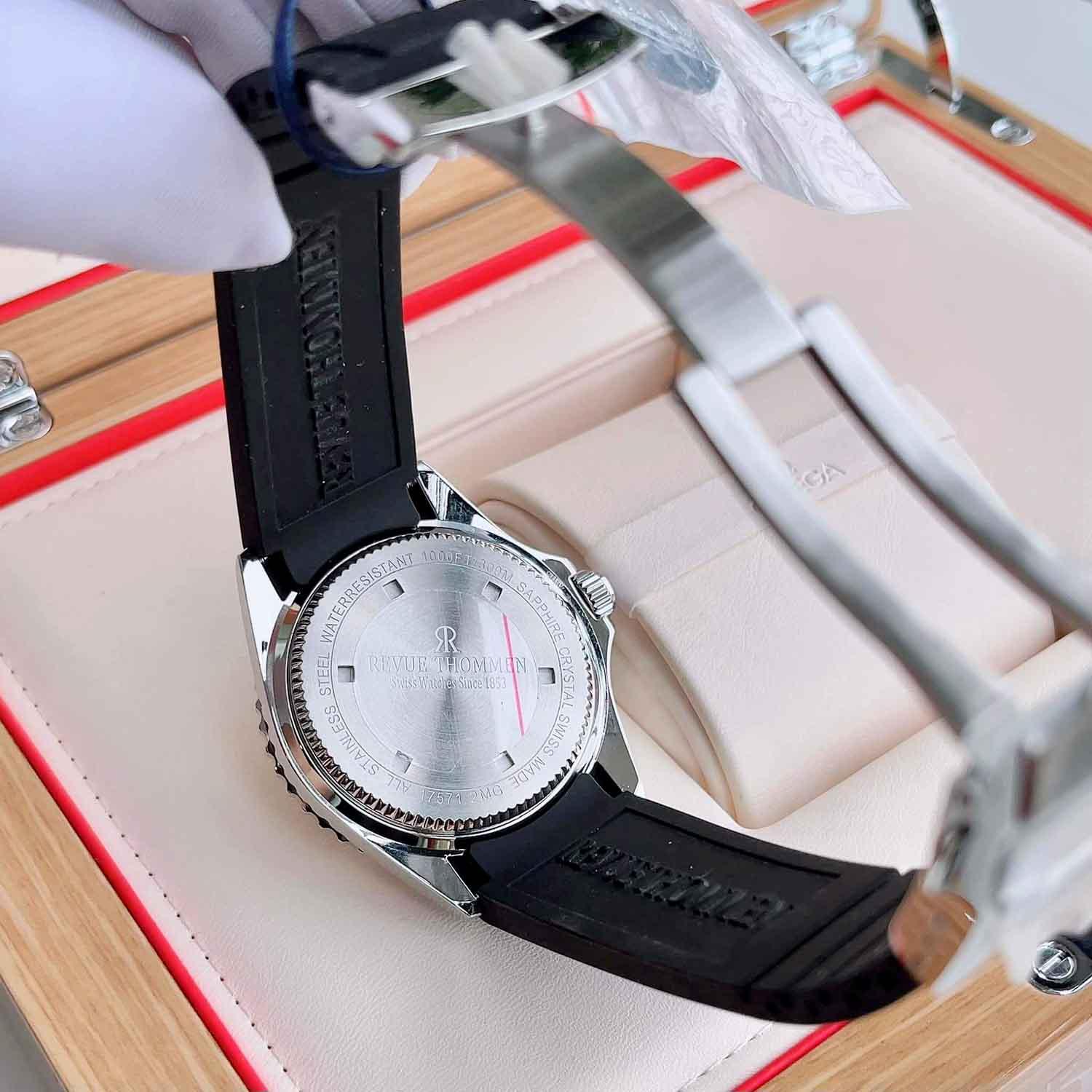 Revue Thommen Diver 17571.2834 (175712841).jpg