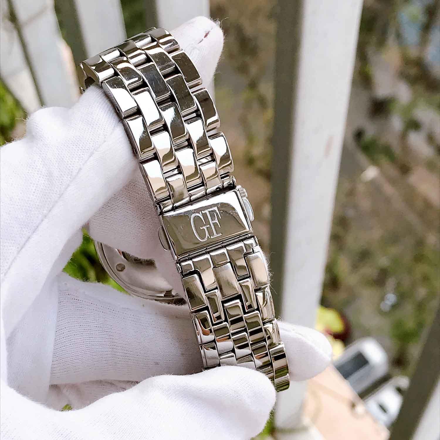 Grace Fabliau Moonphase (3).jpg