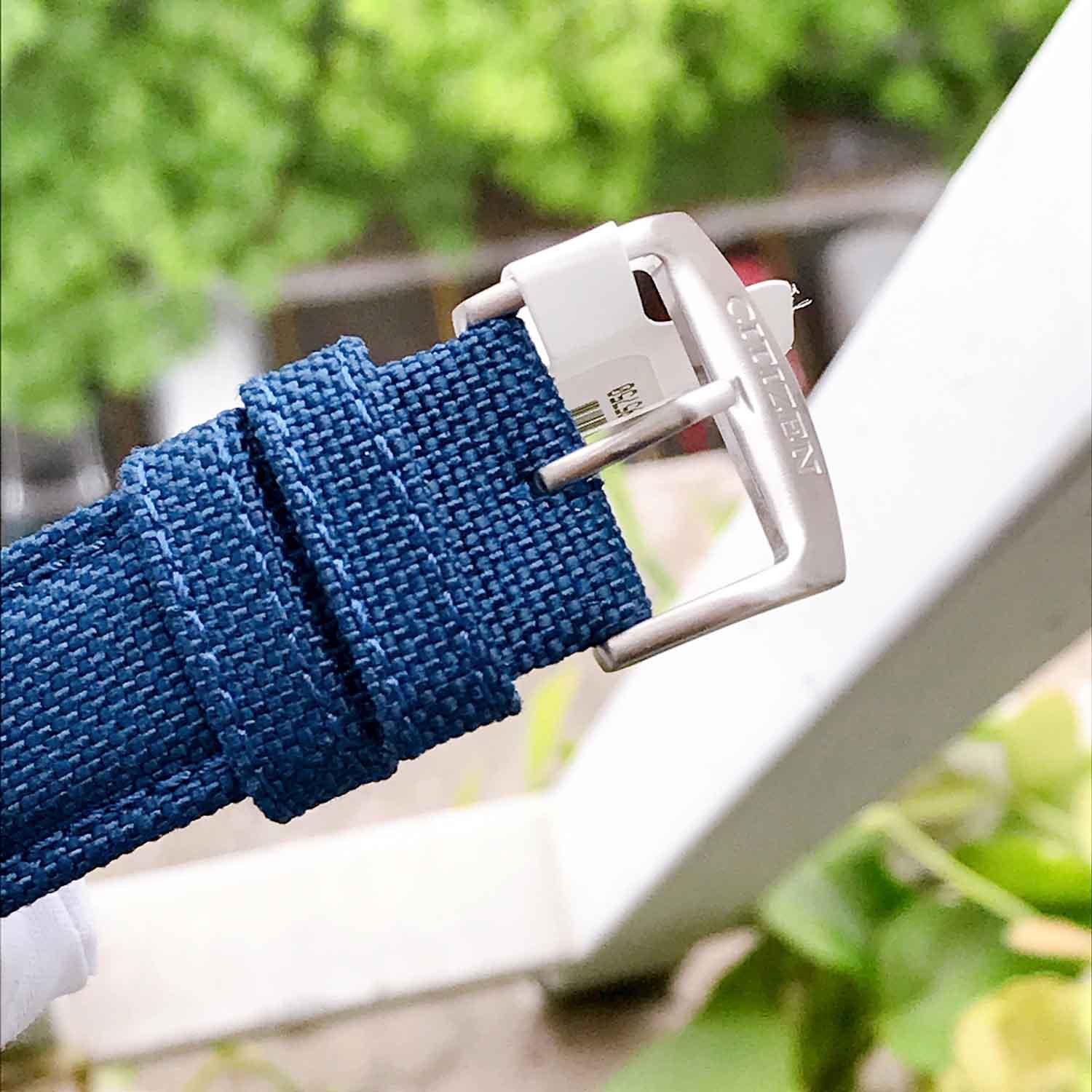 Citizen Marvel Heroes Eco-Drive AW2037-04W Used (5).jpg