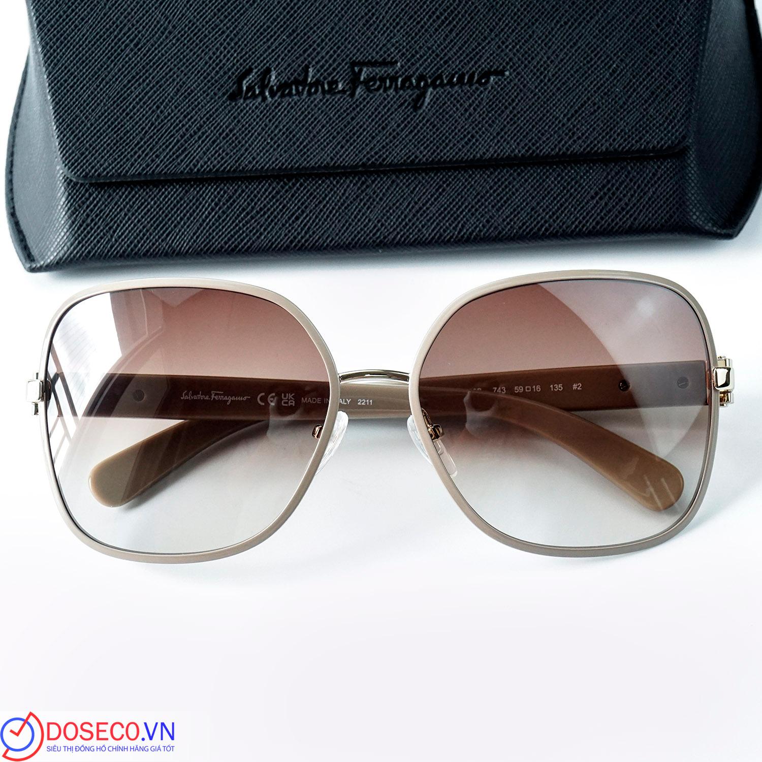 SALVATORE FERRAGAMO SF150S 74 (1).jpg