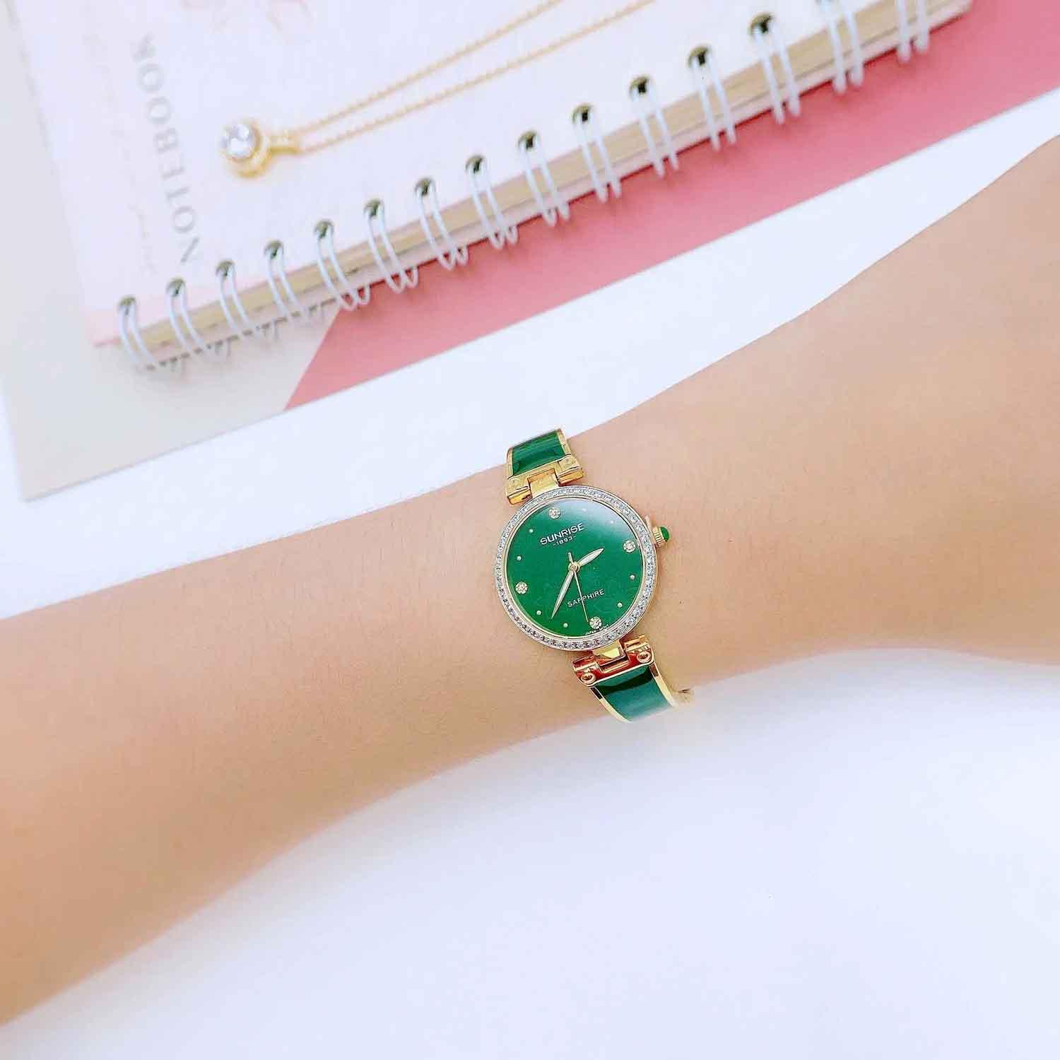 9991AA Sắt Vàng Xanh Lá (3).JPG