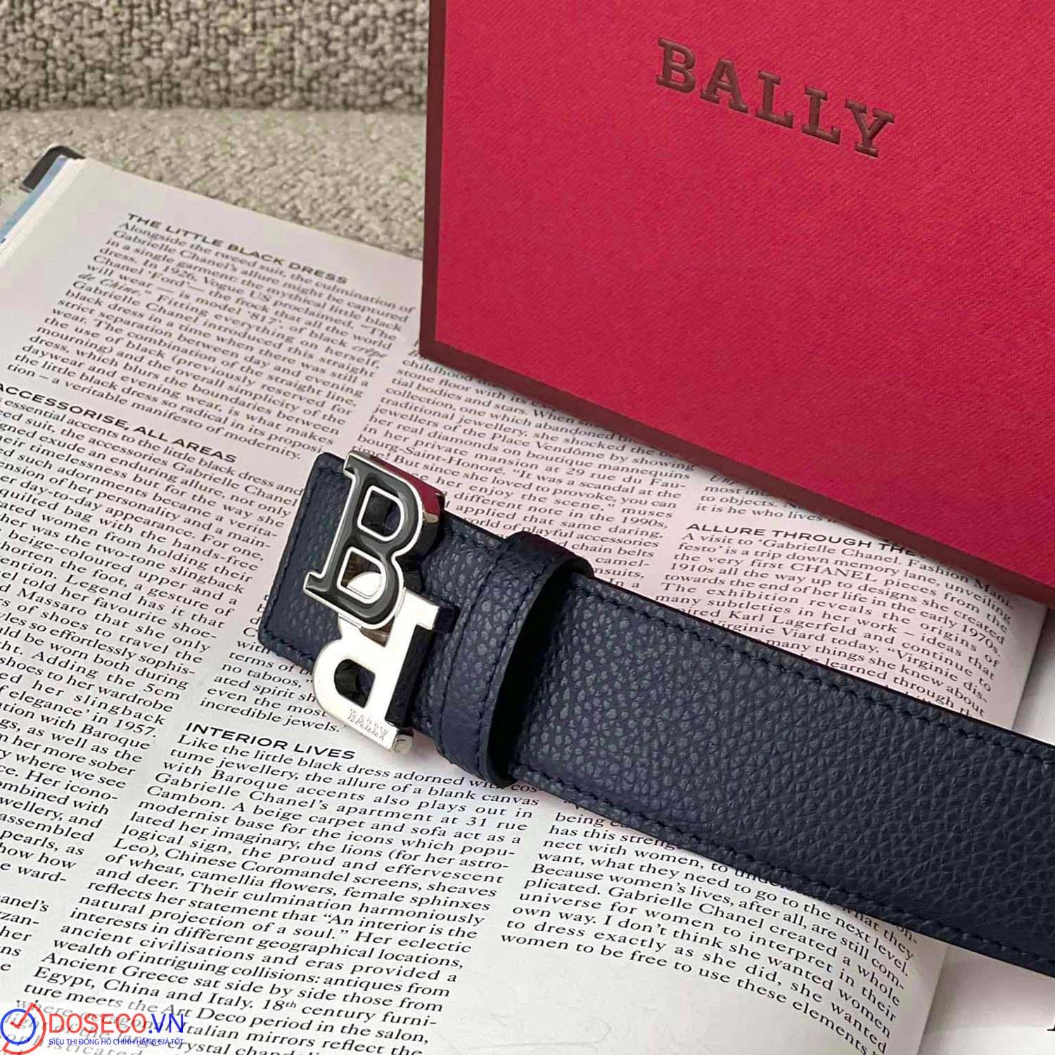 Bally630229900594Size110 (4).jpg