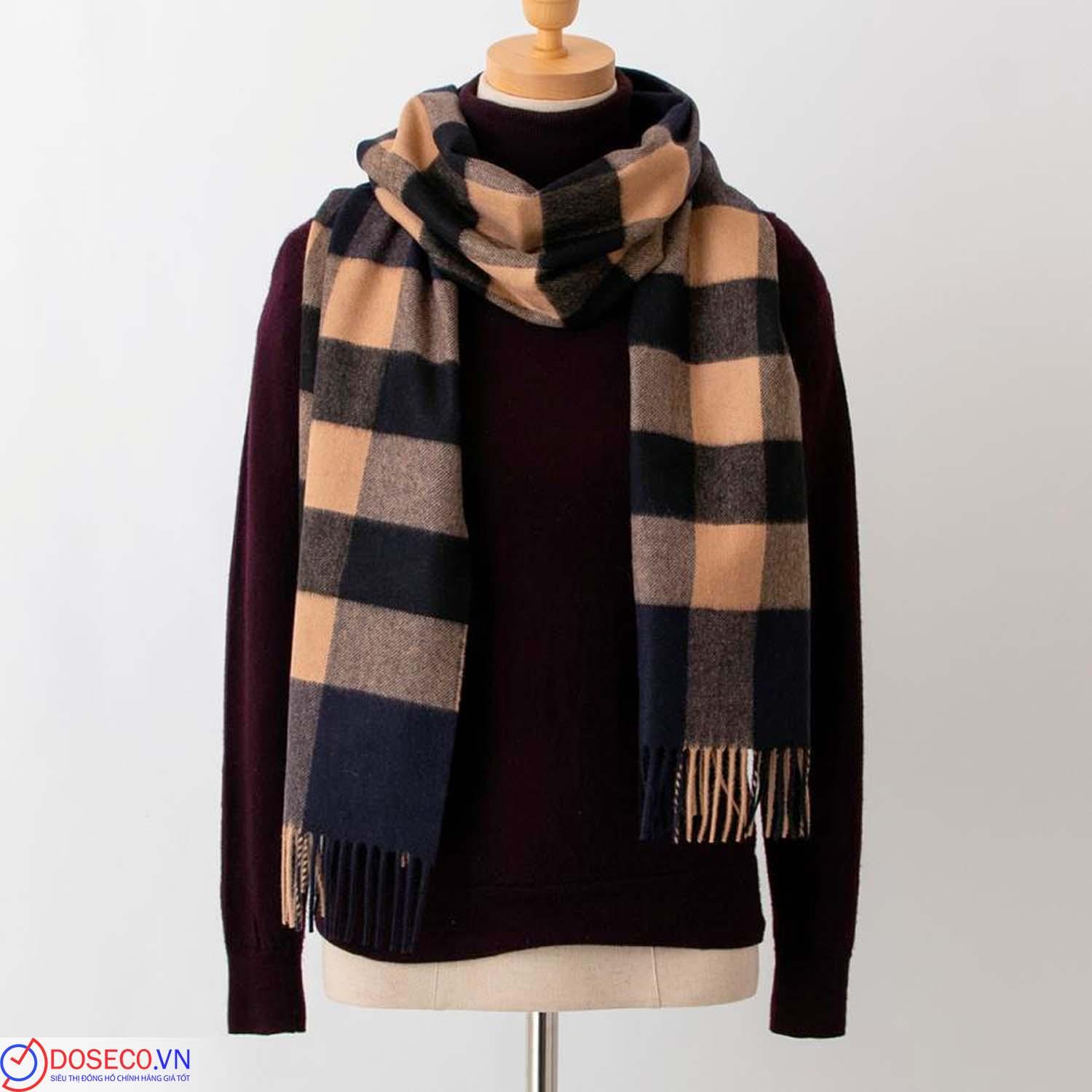 Burberry80223491 (1).jpg