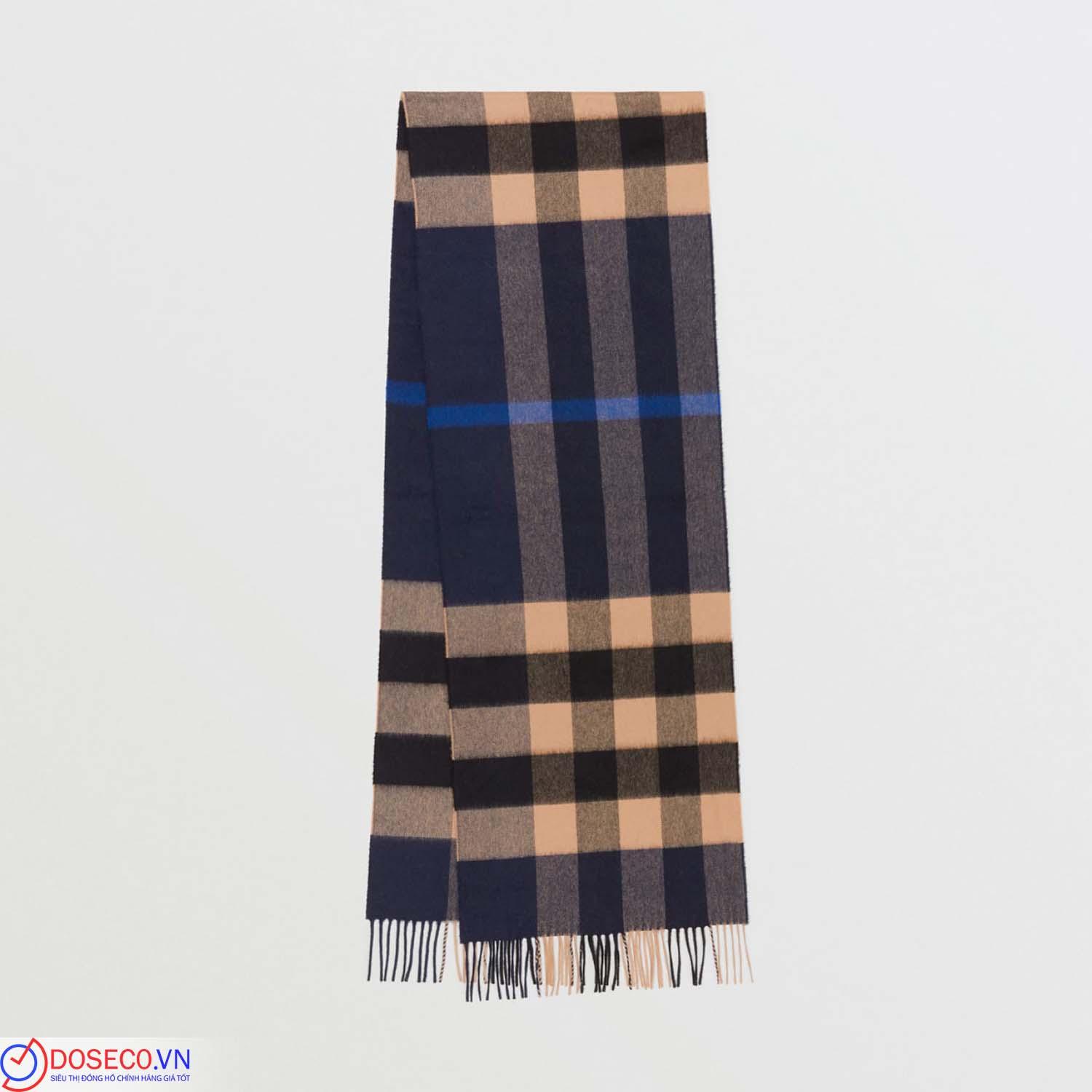 Burberry80223491 (3).jpg