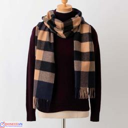 Khăn Burberry 80223491
