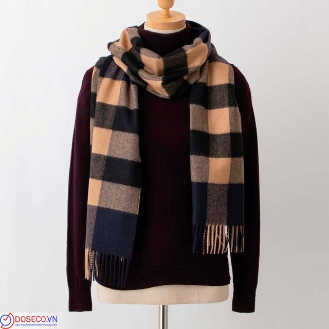 Khăn Burberry 80223491