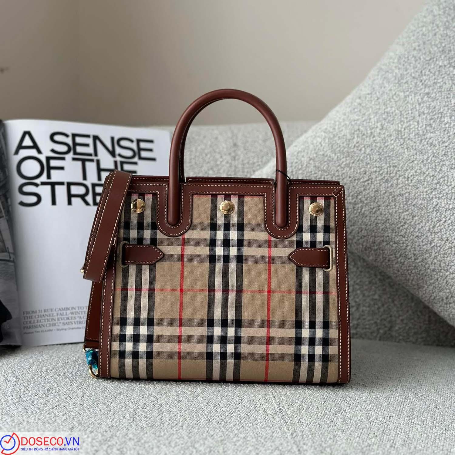 Burberry80252671 (1).jpg