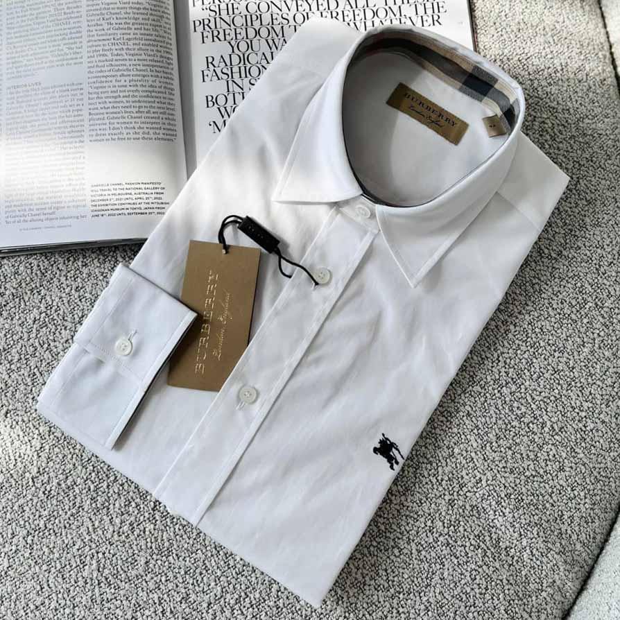 Burberry80362921003SizeM (2).jpg