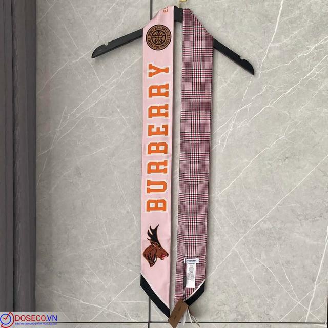 Khăn Burberry 80375241