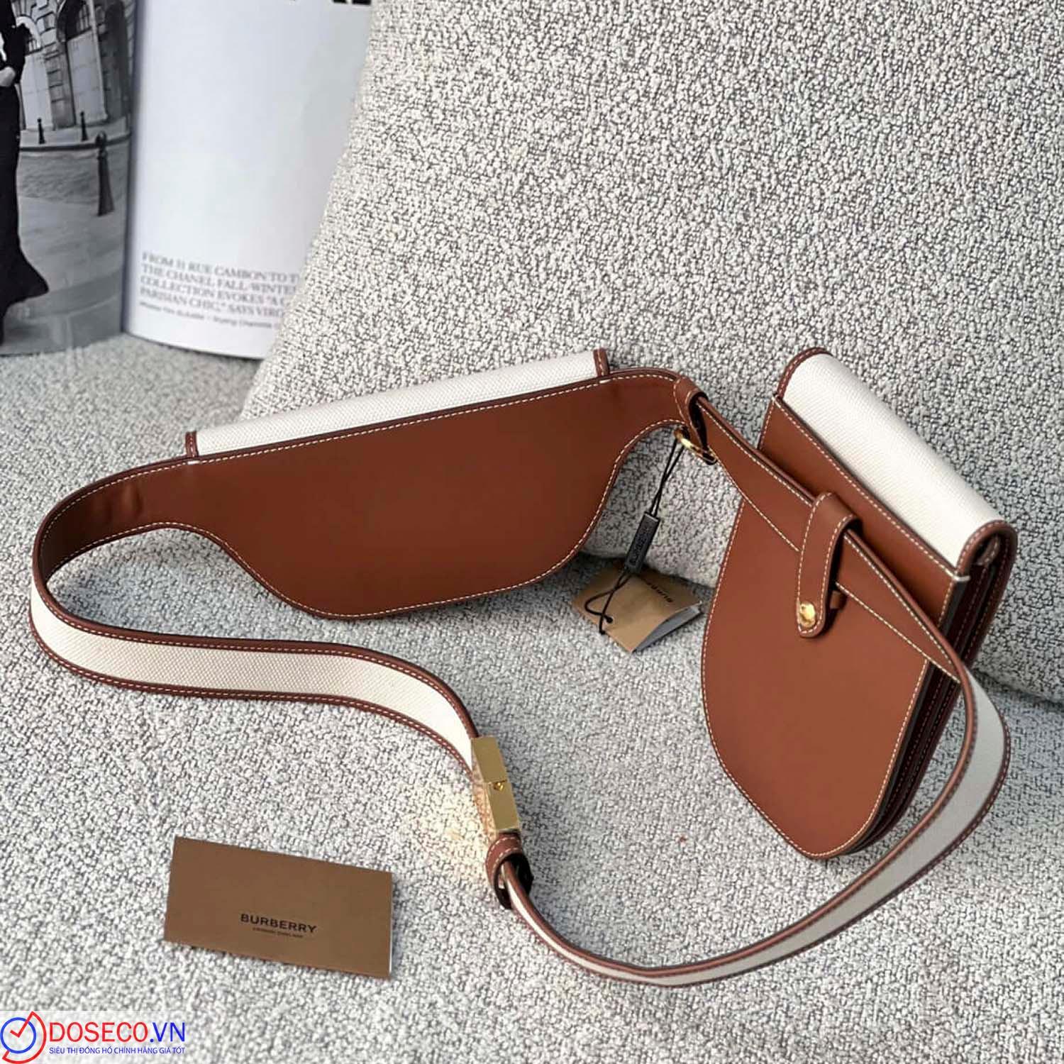 Burberry80395341 (7).jpg