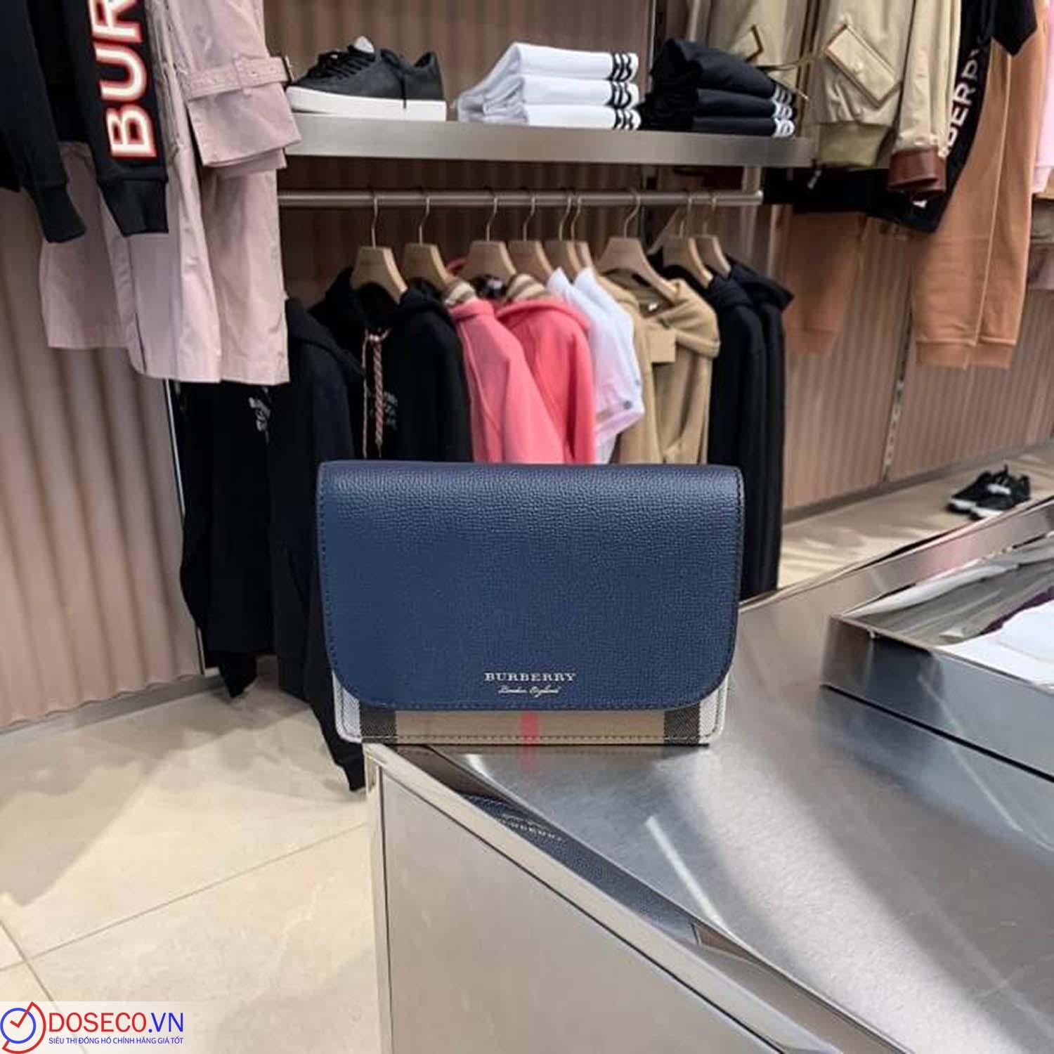 Burberry80463171 (13).jpg