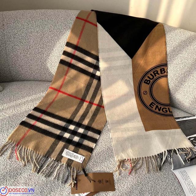 Khăn Burberry 80463471