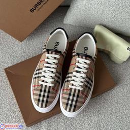 Giày (dép) Burberry 80497761007 Size 42US 8EU