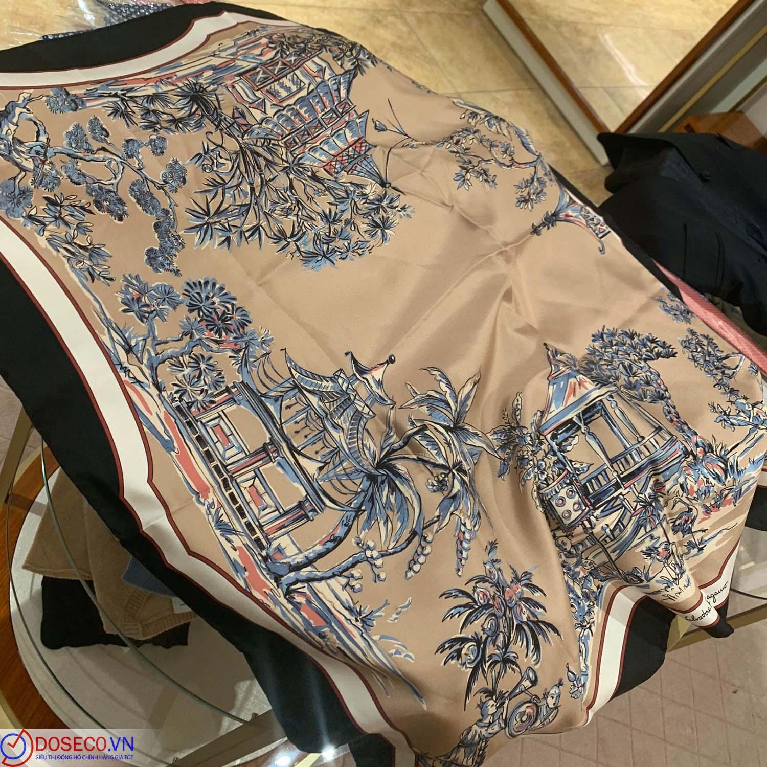 SalvatoreFerragamo310047736400 (4).jpg