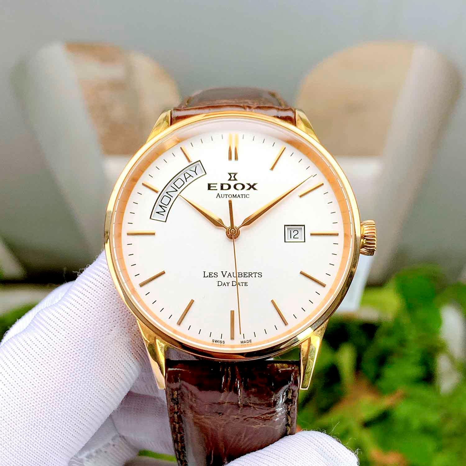 EDOX Les Vauberts 83007-37R-AIR Used (7).jpg