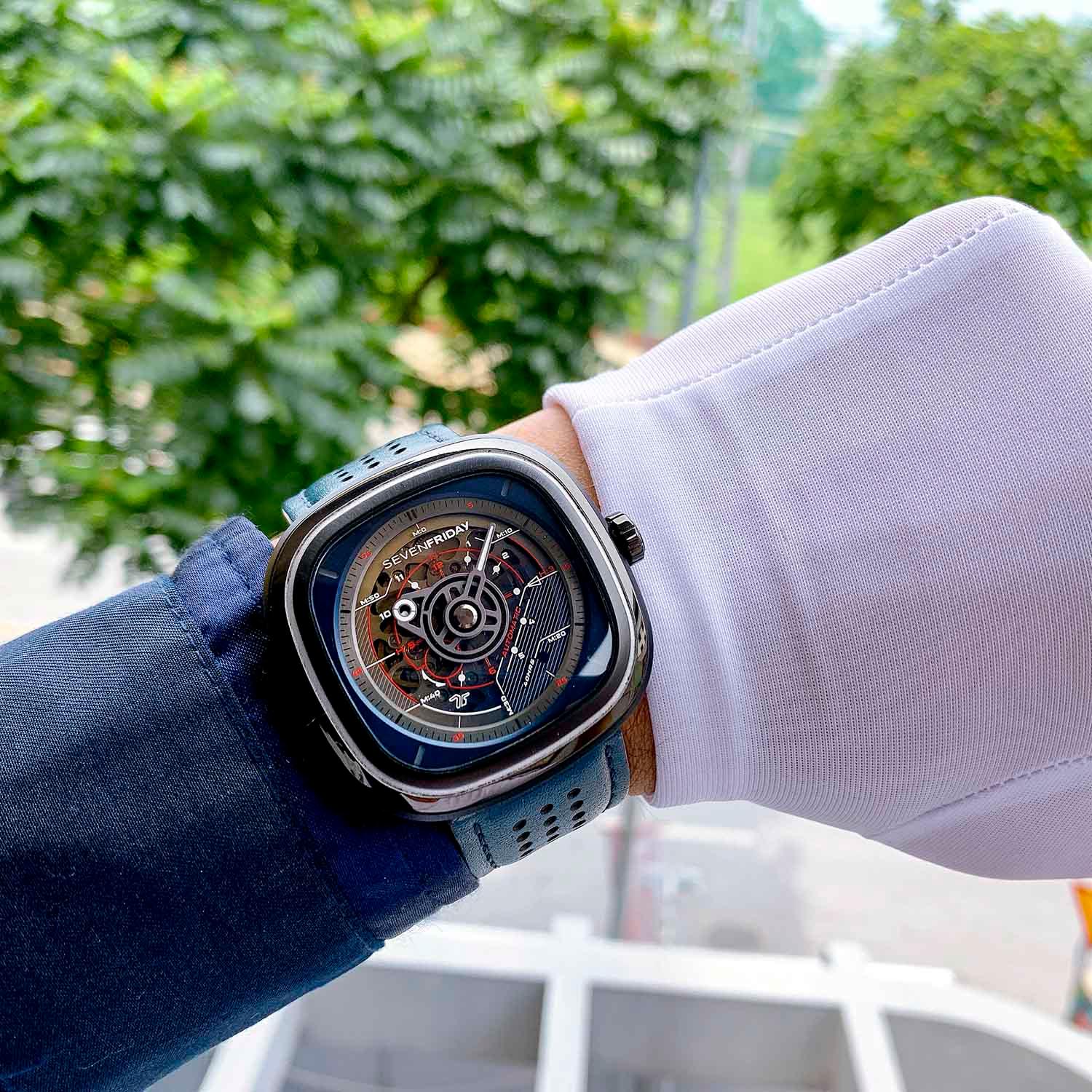 SEVENFRIDAY BLUE SF-T301 Used (4).jpg