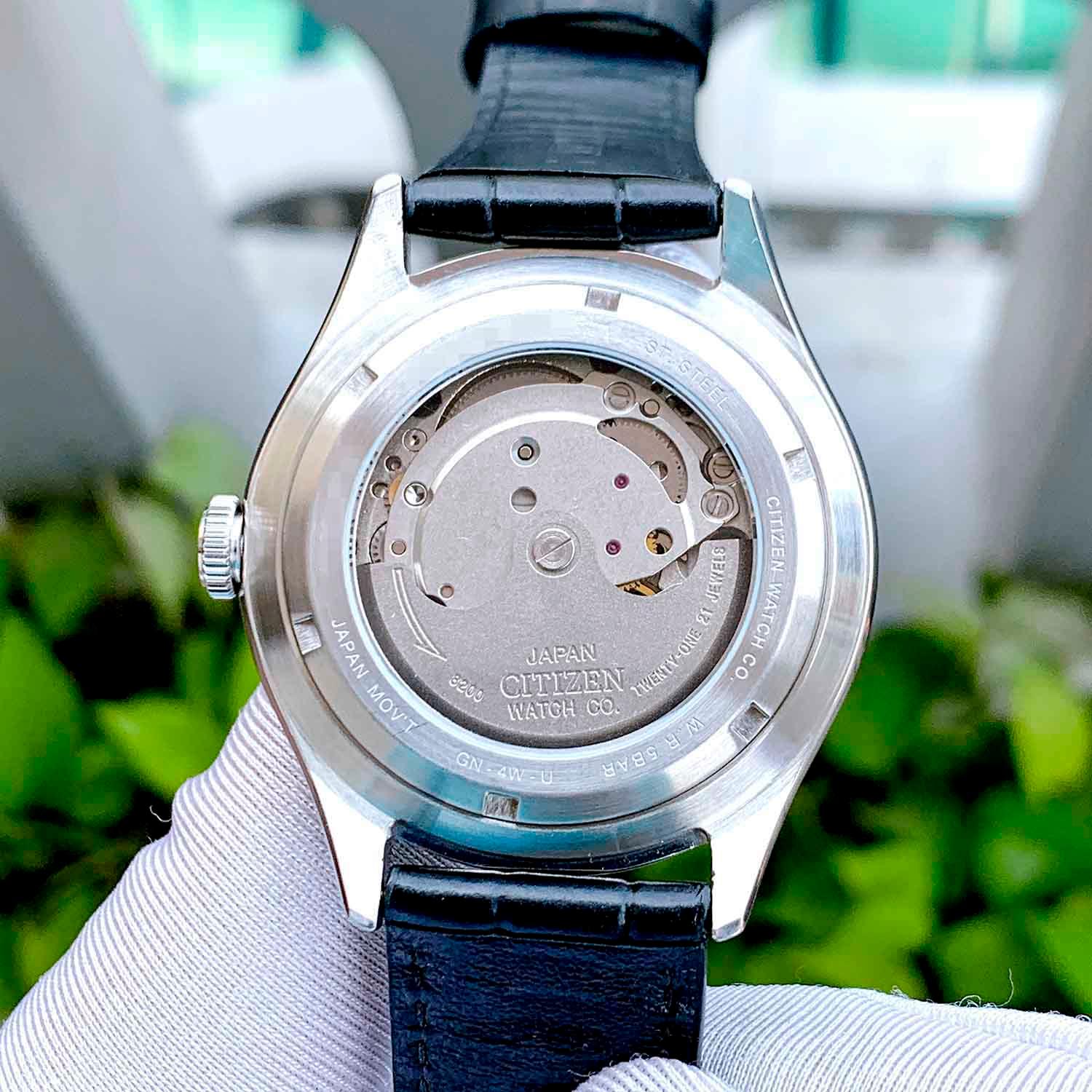 CITIZEN C7 NH8390-20H Used (2).jpg