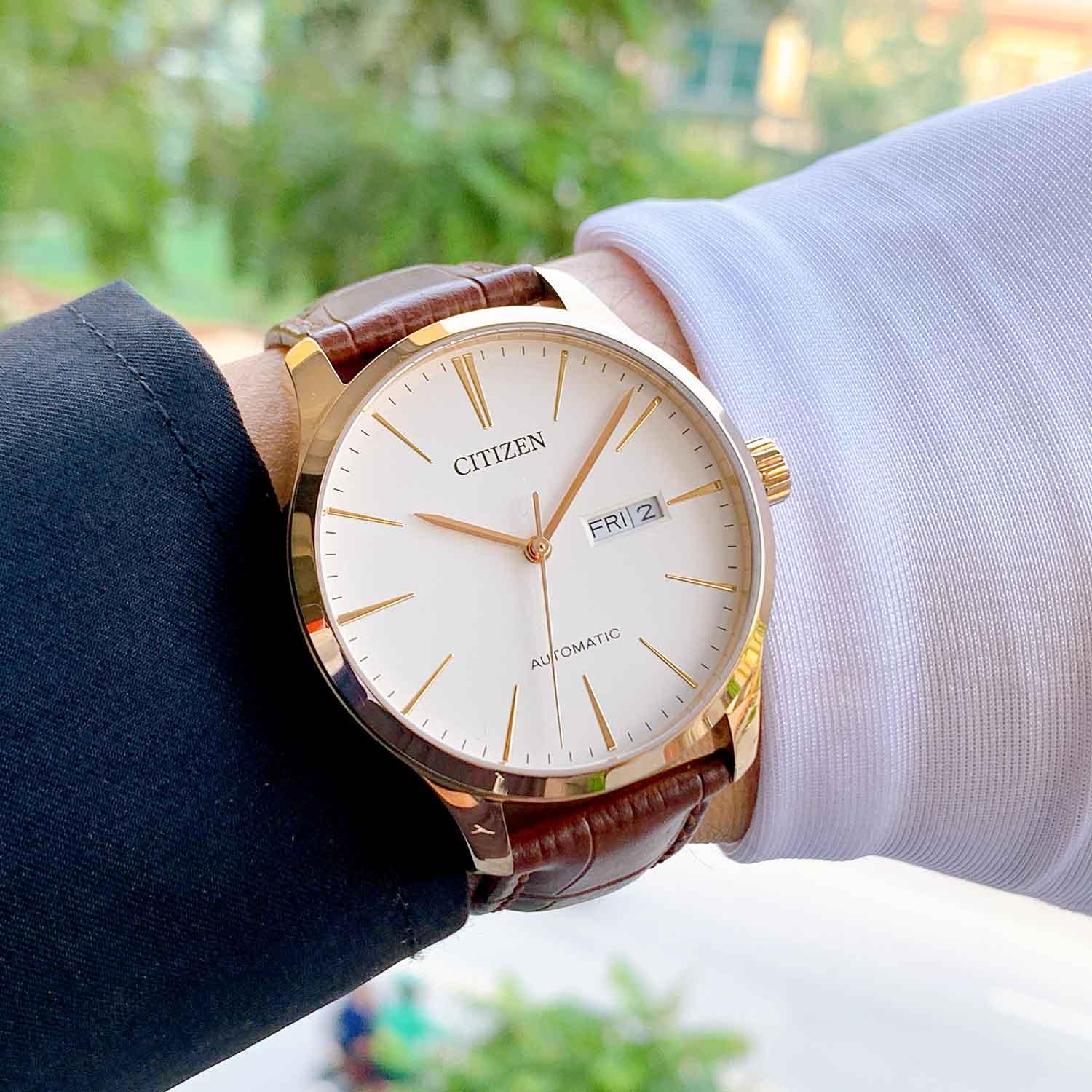 Citizen Automatic NH8353-18A used (10).jpg