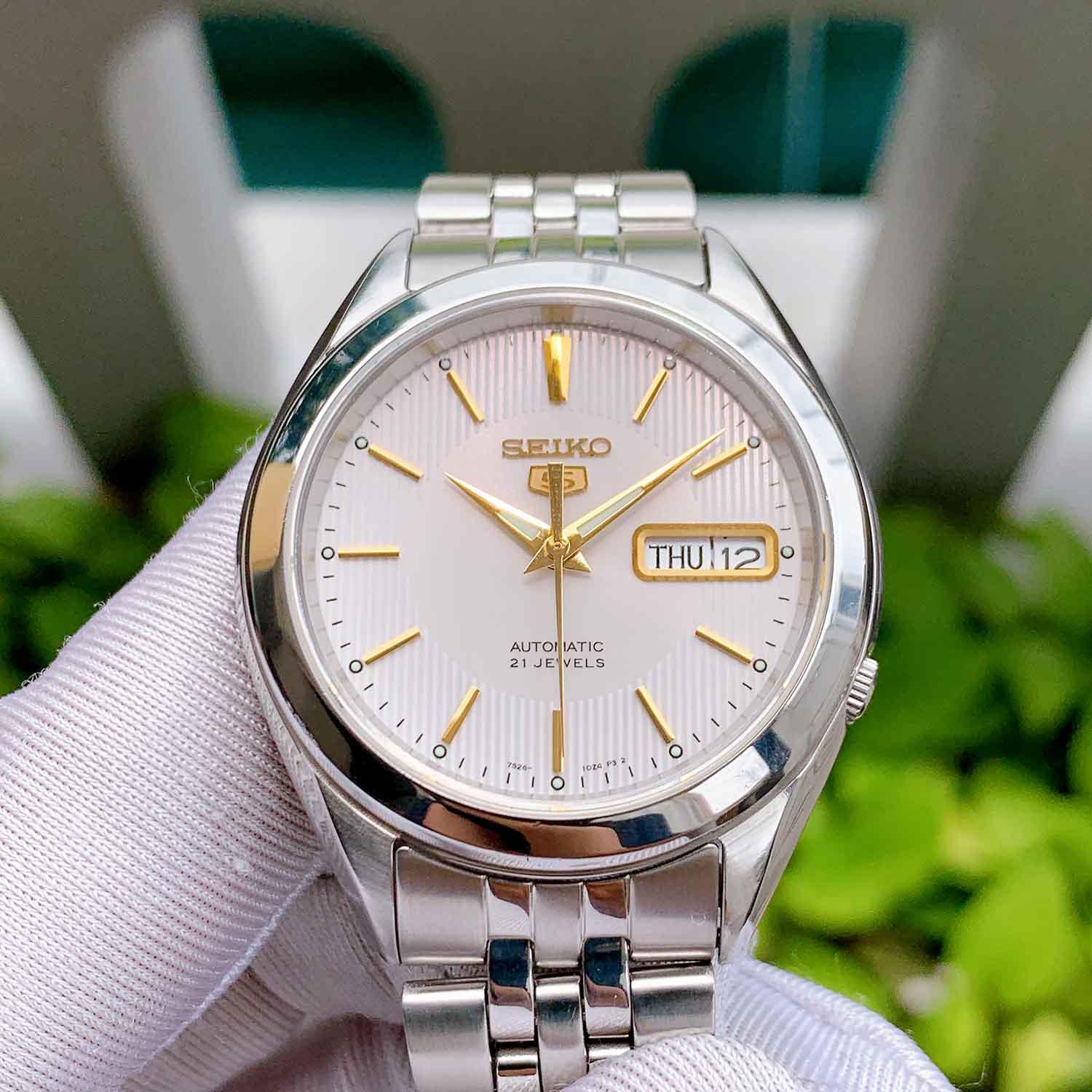 SEIKO 5 SNKL17K1 Used (8).jpg