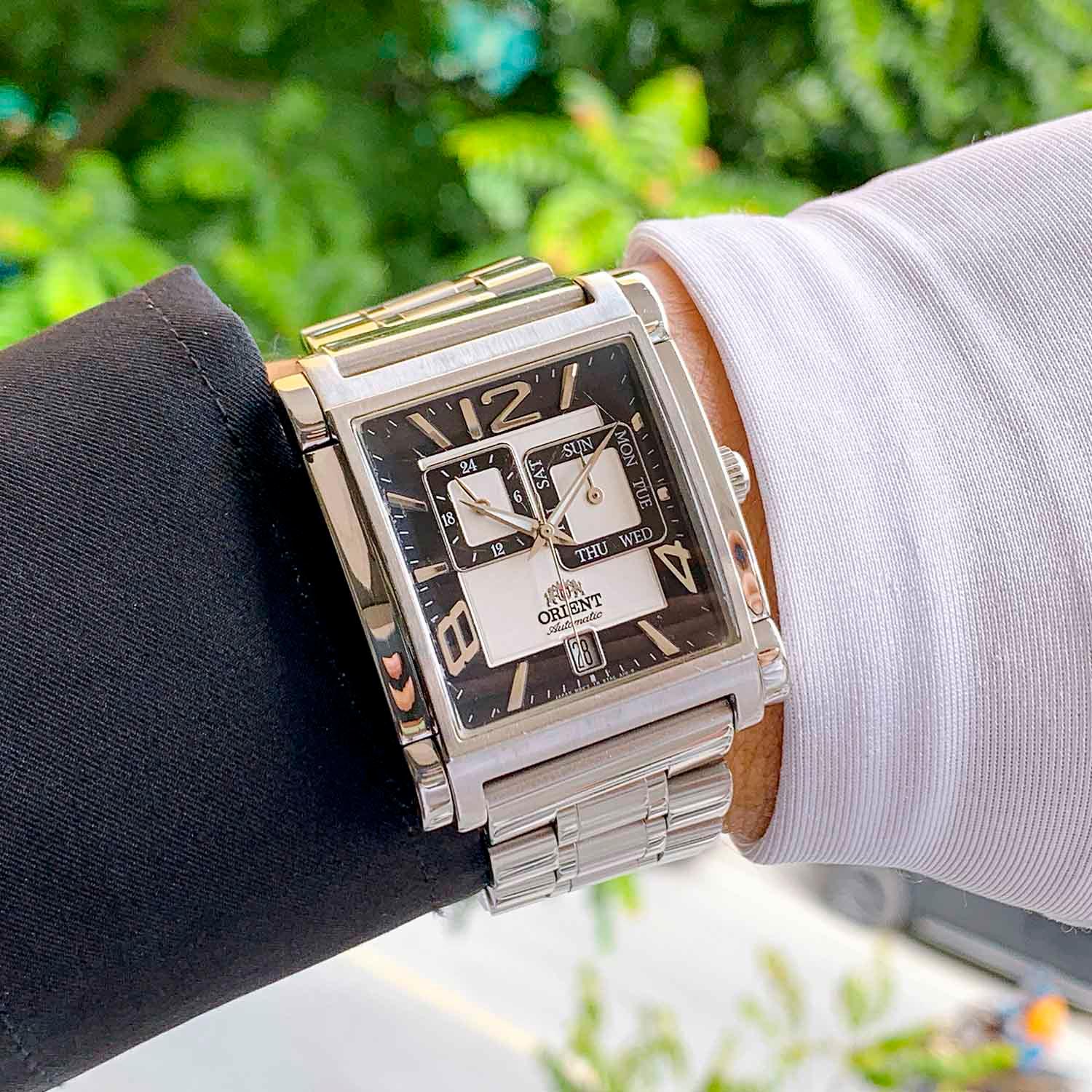 Orient Automatic FETAC006B0 Used (10).jpg