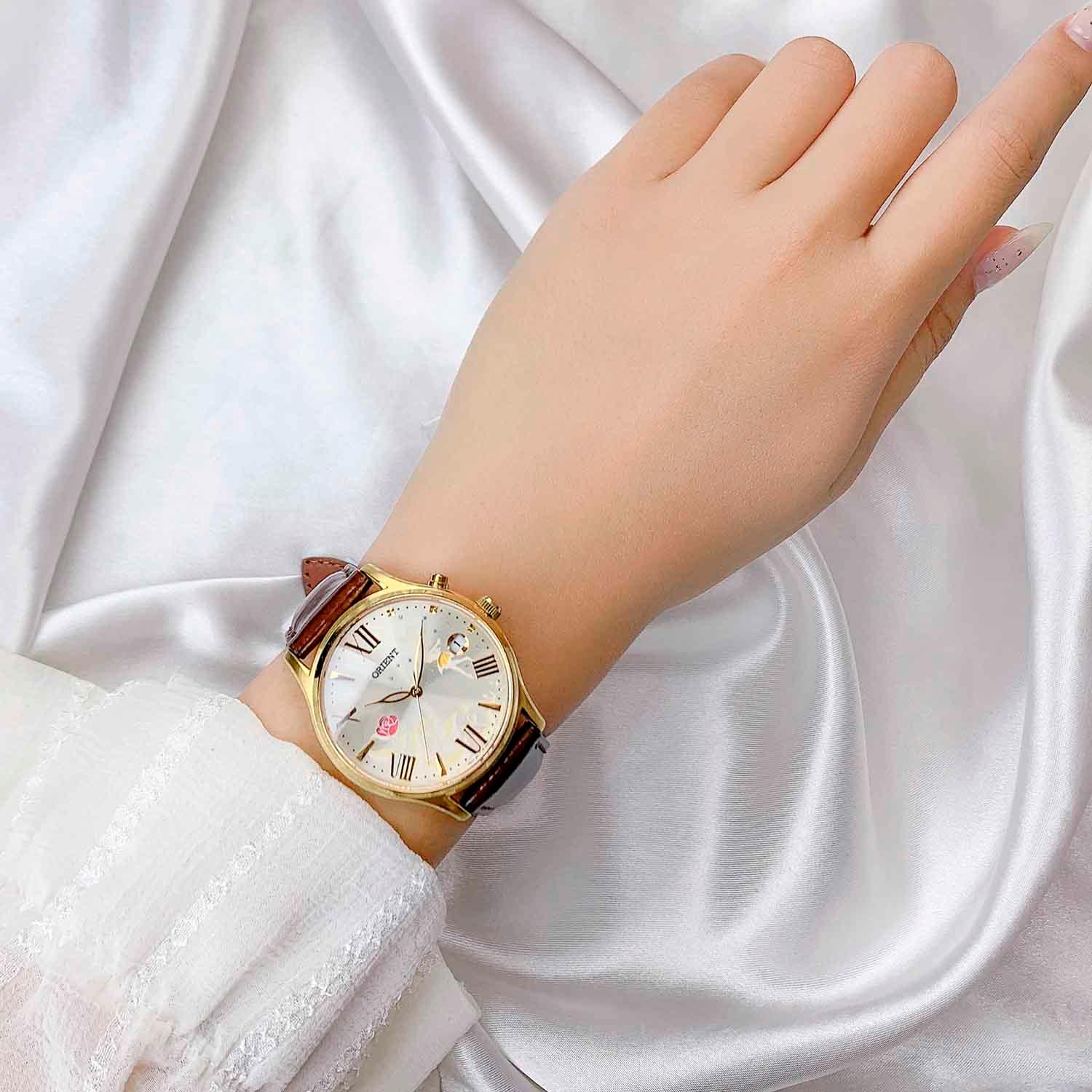 Orient Automatic Ladies FDM01005SL Used (2).jpg