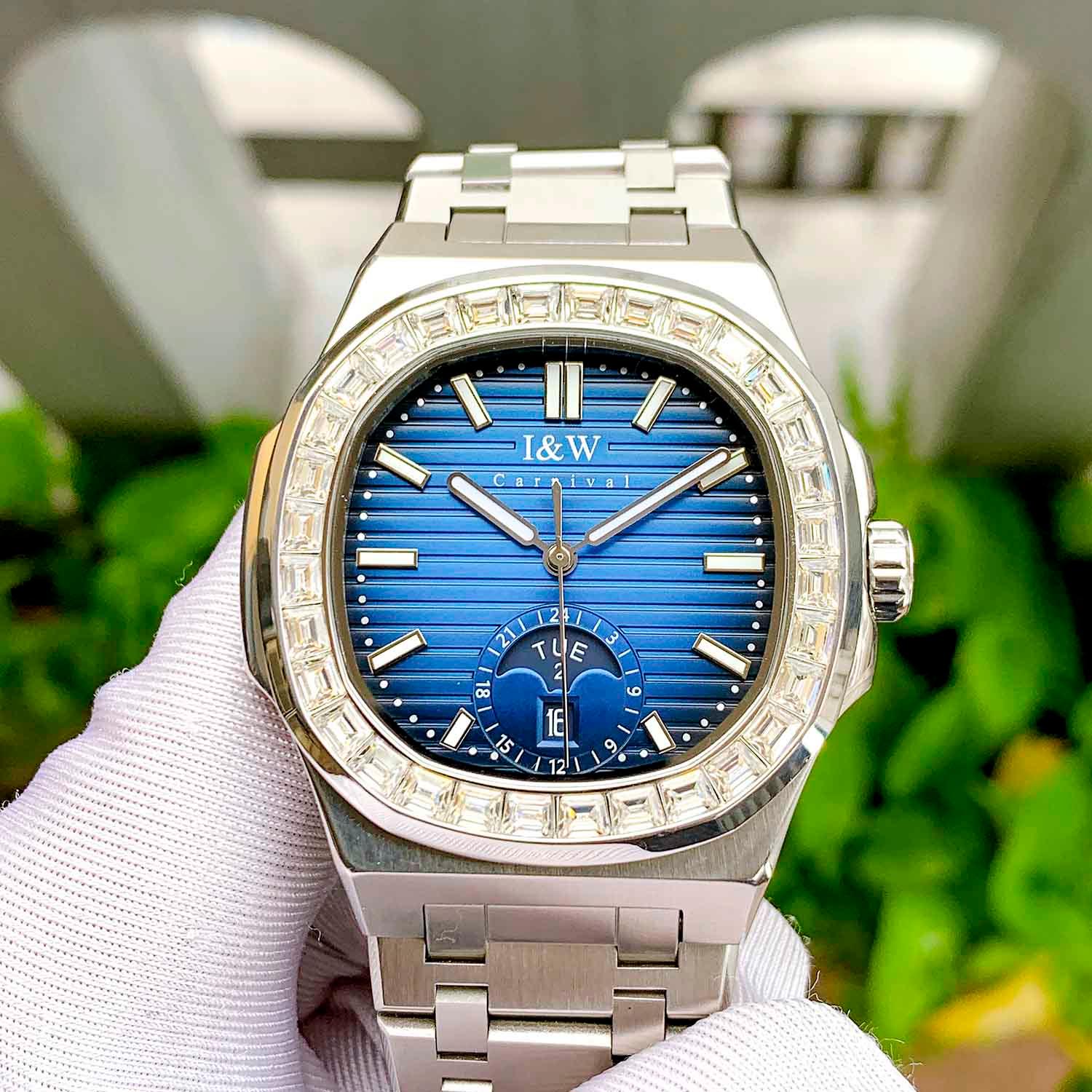 I&W Carnival 735G1 Automatic Used (8).jpg