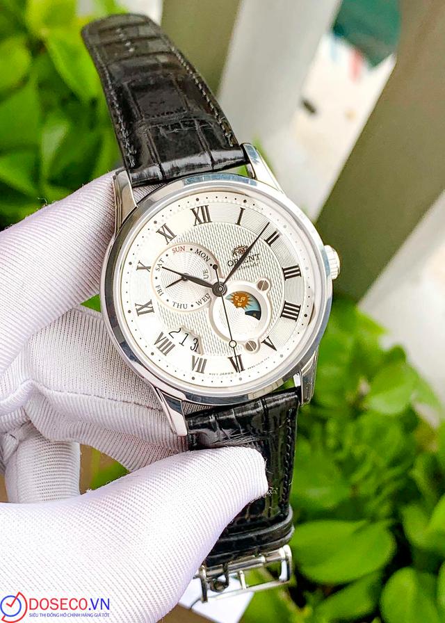Orient Sun and Moon Gen 3 RA-AK0008S10B Used