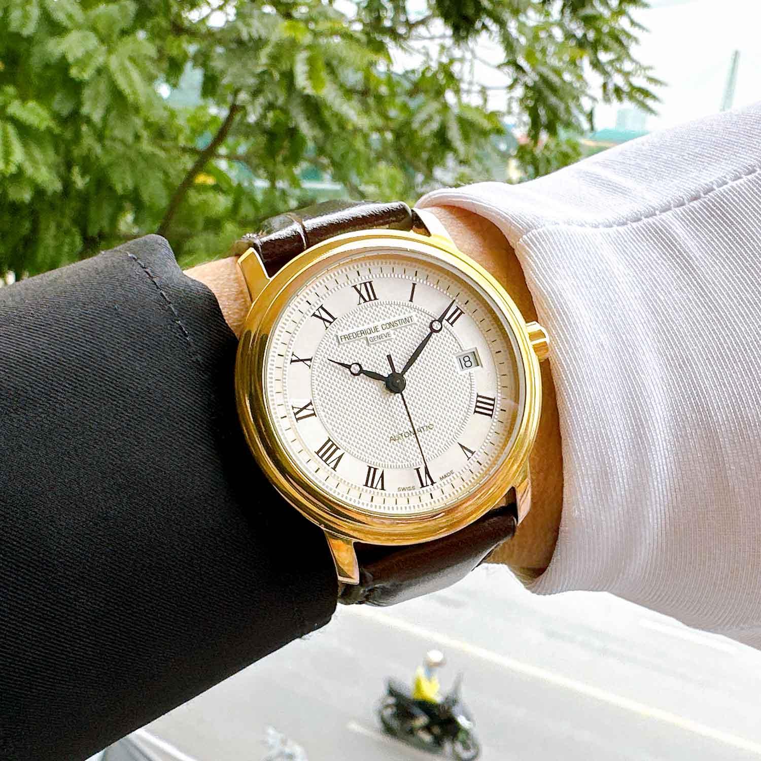 Frederique constant FC-303MC4P5 Used (8).jpg