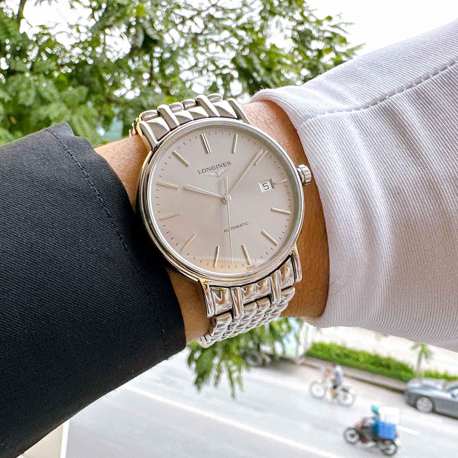 Longines Presence L4.921.4.72.6 (L49214726) Used (4).jpg