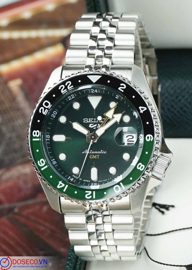 Seiko 5 sports GMT SBSC019