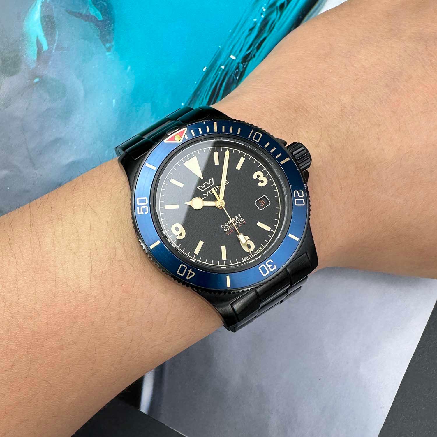 Glycine Combat Sub 42 GL0291 Used (9).JPG