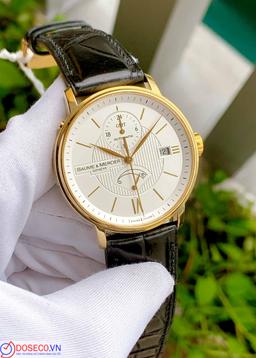 Baume & Mercier Classima GMT Power Reserve (65630) - Solid 18k Yellow Gold used