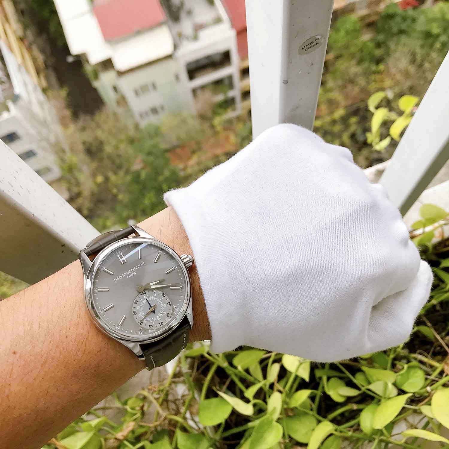 Orologio Frederique Constant Classics Carree Quarzo Silver Acciaio FC-235S2C6B :: Sorelle Ronco