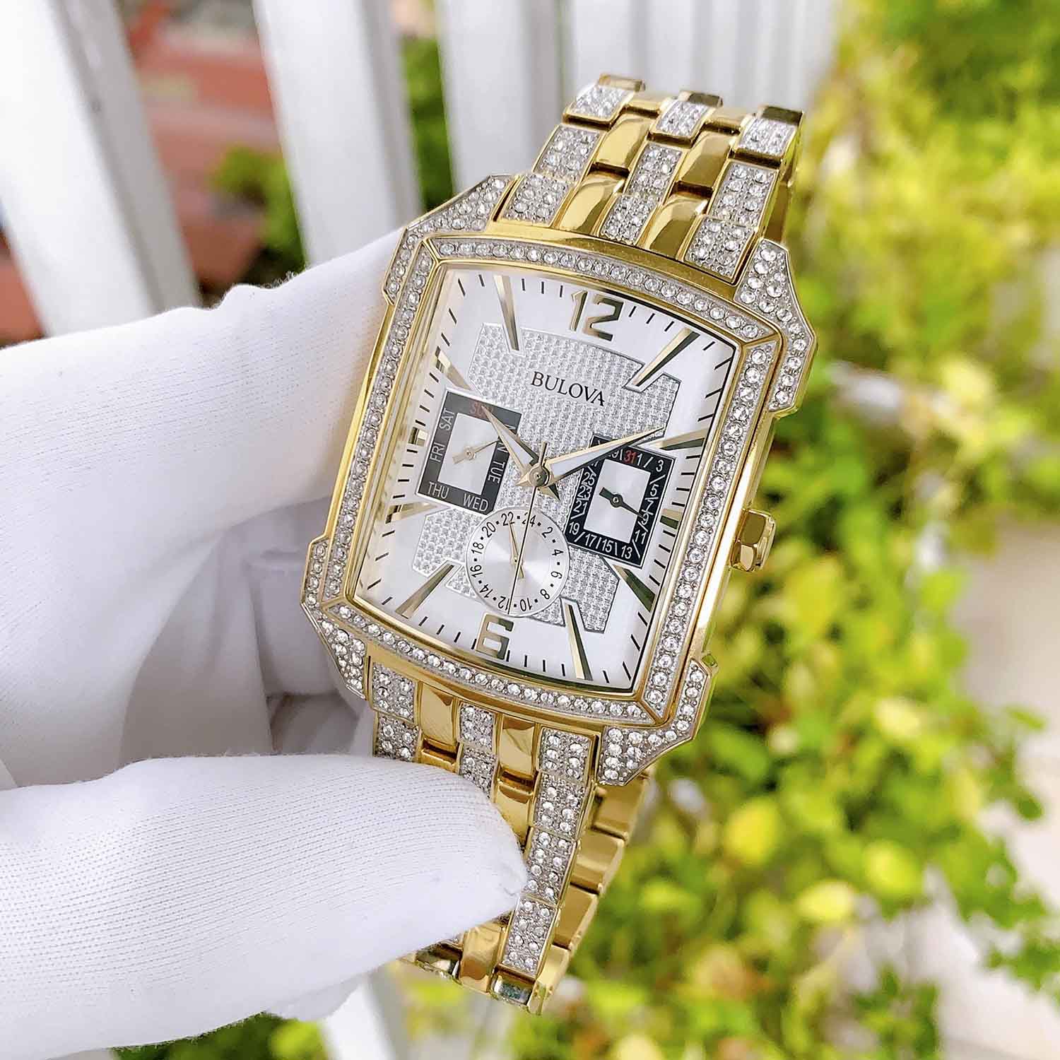 98c109 Bulova Men's Swarovski Crystal Watch 98c109 Bulova